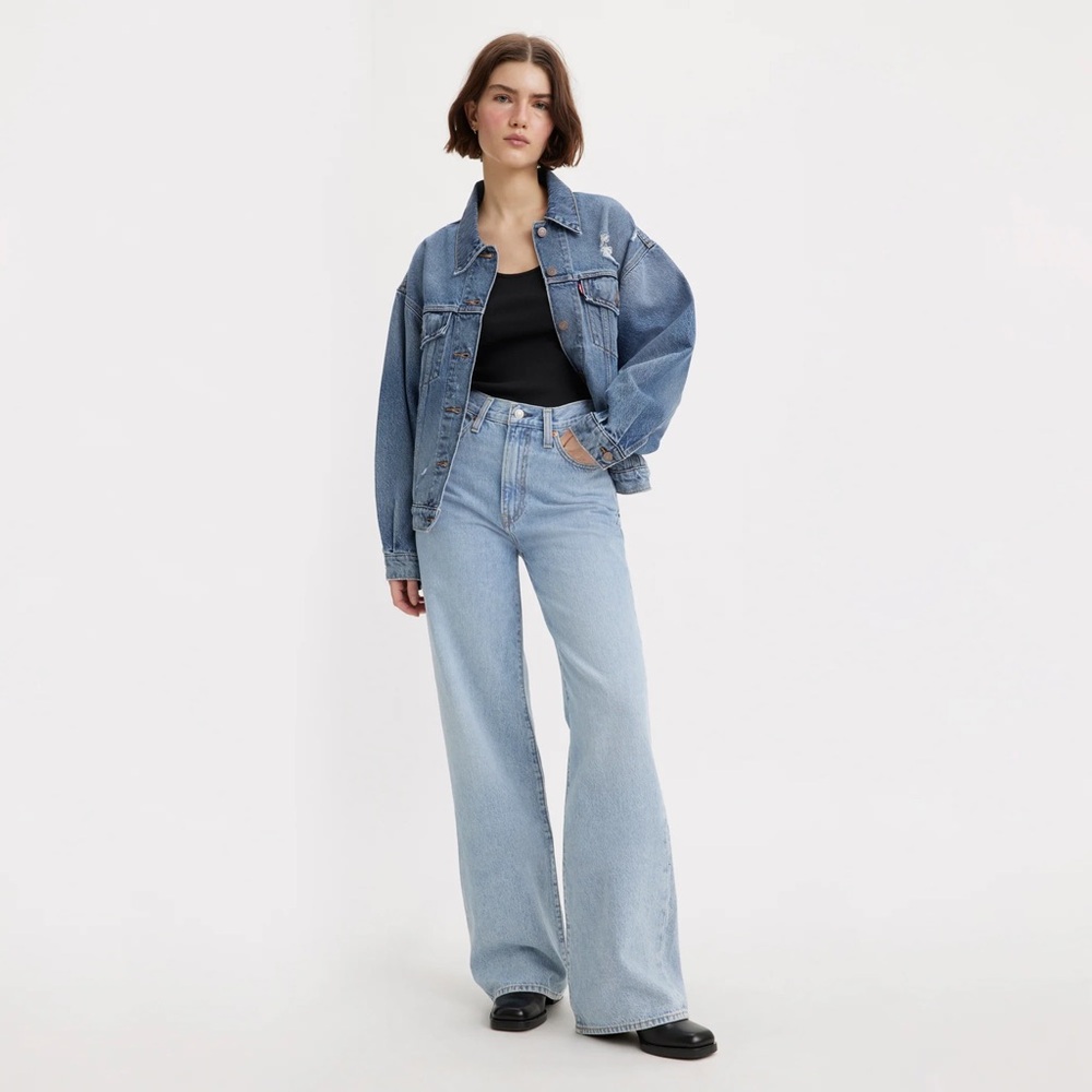 Levi’s Ribcage Wide Leg Jeans